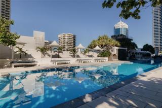 Hilton Surfers Paradise Hotel & Residences - Gold Coast - 9