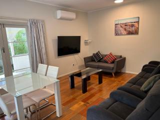 Central Spacious House With Backyard And Patio - Palmerston North - 0