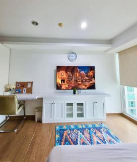 Studio apt 65inch TV in Kemang Mall - 9