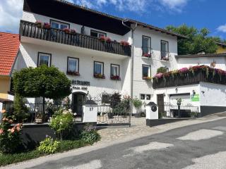 Gästehaus Frans-Jozef - Mönichkirchen - 0