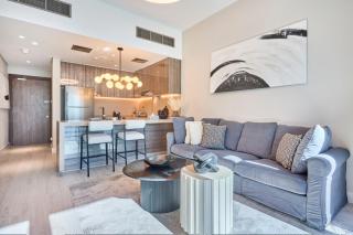 Sky-high Luxury 1br In 27th Floor Mbl Residence - 3