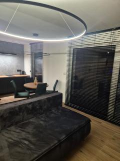APARTAMENT Z PRYWATNYM GARAŻEM NARCIARSKA 14h - 5
