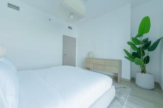 Three Bedroom Apartment by Otolo Homes with Free Yas Theme Park Tickets - Abu Dhabi - 2
