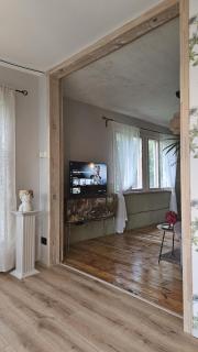 White Hill's Nest - 1