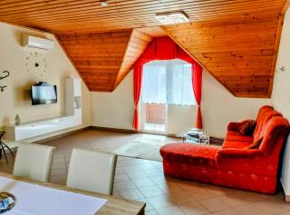 Heviz Apartment 5 - 0