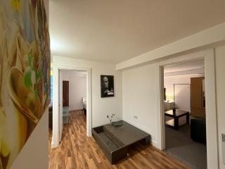 3 Bed Apartment Near Oxford Rd - 3
