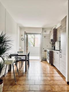 4bed, pool, tennis and terrace 10 min Milan - Opera - 4