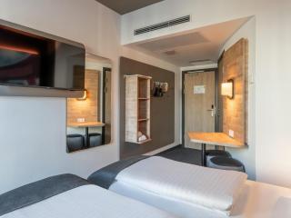 B&B HOTEL Aalborg - Aalborg - 1