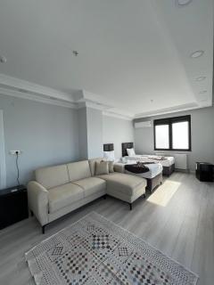 EMAY OTEL - 1