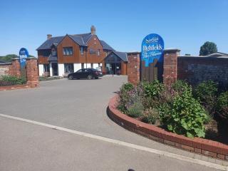 3 Bed Caravan sleeps 8 - Skegness - 7