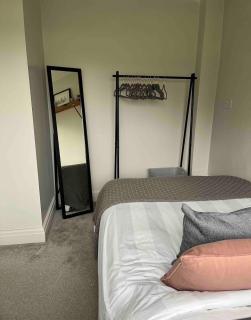 Charming 2-Bed flat with free parking 10 mins drive to York City - York - 9
