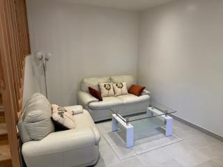 Gite a Fraissinet-de-Fourques 1 a 4 personnes - 7