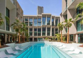 Bespoke Holiday Homes - Stylish 1BR Penthouse in The Autograph - 8