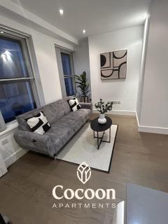 2 Bed Stylish Apartment, Vibrant Hoxton - 4