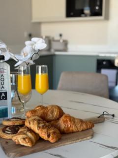 Elegant 1 Bed with free parking - 7