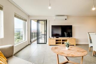Belina - Waters Edge Premier - 5