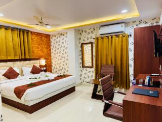 Hotel Golden Crystal Best Hotel in kankarbagh Patna - Patna - 5