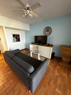 Beachfront studio in Fréjus - 4