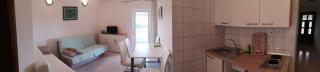 Green Sea View Apartment - 4