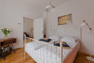 Imperial Apartments - Moderna - 4