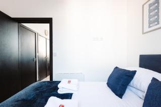 Stylish Town Centre Suite by Traboule Properties LTD - Warrington - 6