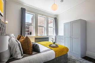 NEW Contractors Spacious 3-Bed Flat Sleeps 6 WiFi - - 4