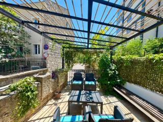 Beachfront Holiday Home Rafailovici - 2