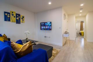 Virexxa Bedford Centre - Alpha Suite - 2Bed Flat with Free Parking & Gym - Bedford - 3