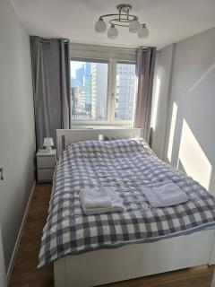 Center - 550m Train Station - Fast Wifi - Desk - Warsaw - 6