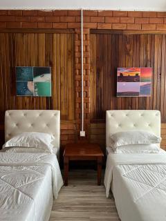 Salsabeela Guesthouse - Kampung Raja - 1