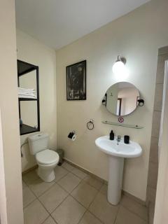 Yard room with private entrance - Lanarka - 3