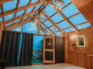 Glass House by Himalayan Cedar Nest - 2