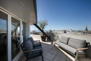 Appart de standing au centre-ville avec Vue Mer Terrasse et Garage - 8