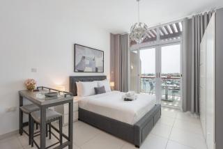 StayShort - Chic Studio in Palm Jumeirah Sleeps 2 with Balcony - 5