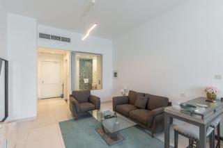 StayShort - Chic Studio in Palm Jumeirah Sleeps 2 with Balcony - 2