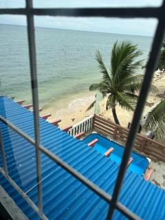 Becca's Vacation House - 4