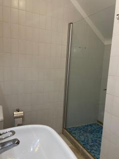 Dorms & Doubles Guest House Peniche - 9