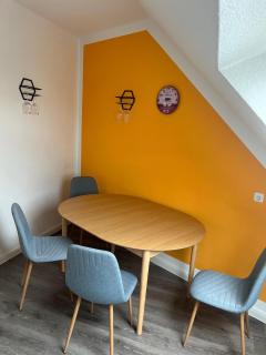 FeWo Paula 4 Personen Parkplatz zentrale Lage ruhige Nebenstraße, DG - 9