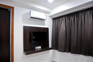 Hotel Brook View - Surate - 8