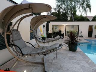 piscine privée studio - Artigues-près-Bordeaux - 1