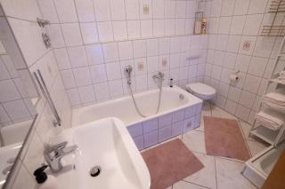Schickes Apartment in Chemnitz-Sonneberg mit 2 Schlafzimmern und Balkon - Chemnitz - 7