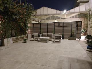 فيلا واحدة فقط الدور ارضي بالكامل للضيافة دخول ذاتي - 1