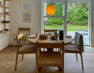 Nyrenoveret Sommerhus Ved Skovsø I Dueodde - Neksø - 2