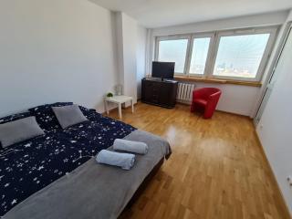 Fantastic Inn WAW - Świętokrzyska - 7