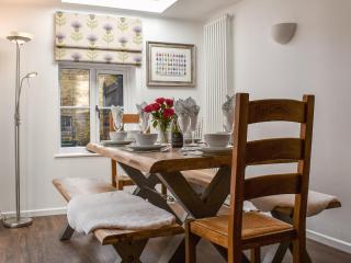 No 2, The Stables - Southam - 5