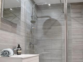 No 2 The Stables - 1