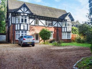 Flat 2, Langtry Apartment - Bournemouth - 7