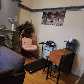 Charming Victorian Apartment in Central Wolverhampton - Wolverhampton - 4