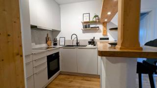 Die Watzmannsuite - Familienfreundliche Ferienwohnung in historischer Villa mit Kamin, Infrarotkabine, Balkon, Garten, nur 10 Gehminuten ins Zentrum von Berchtesgaden - Bischofswiesen - 4