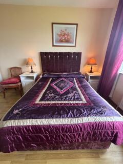 Seaside Accomodation - Quilty - 0
